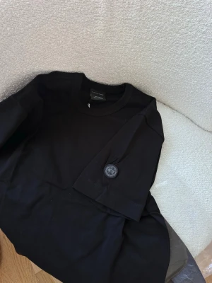 C.Goose  - Oanvänd / lose fits passar till large med 