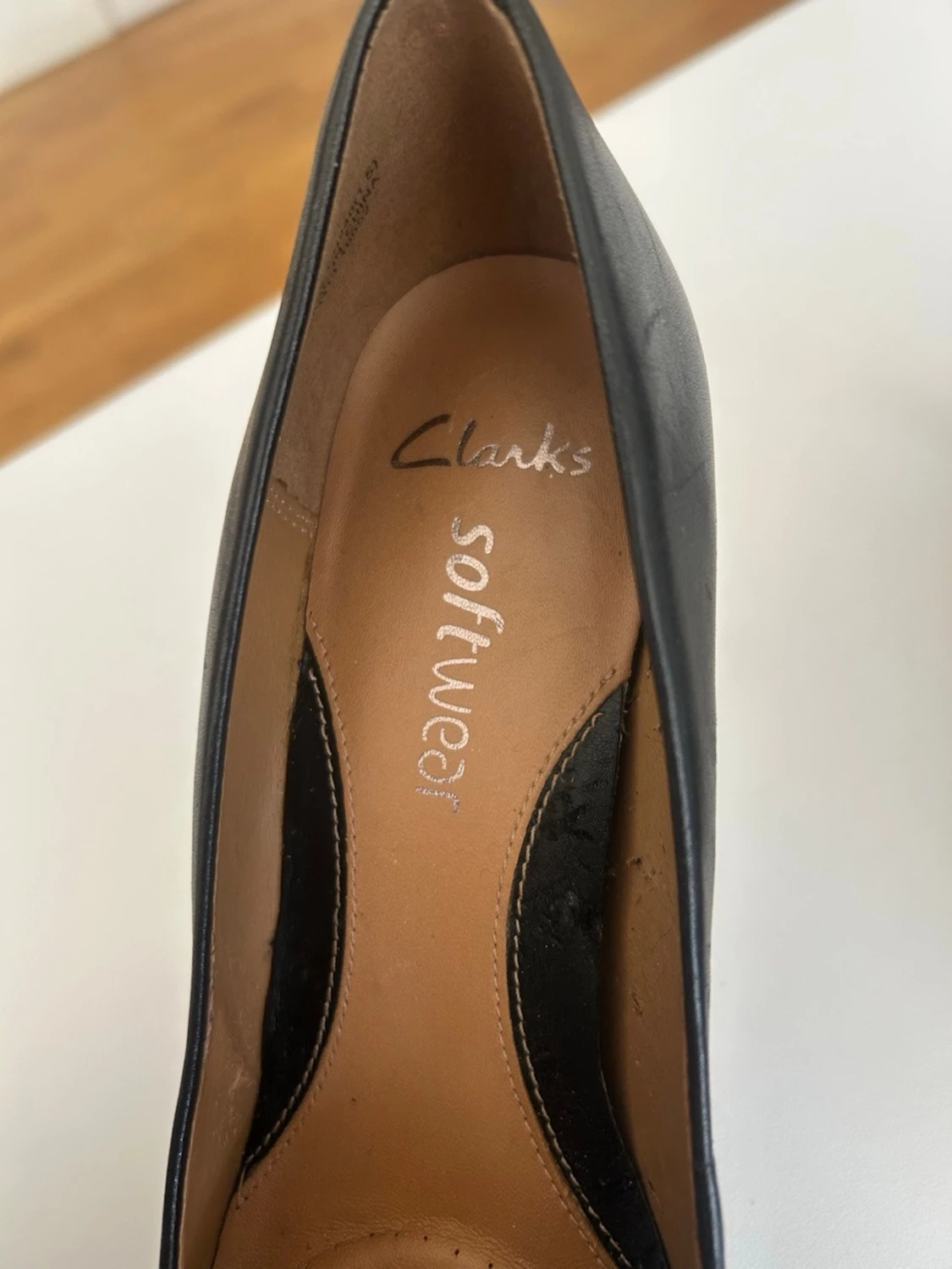 Svarta klassiska pumps i skinn - 2