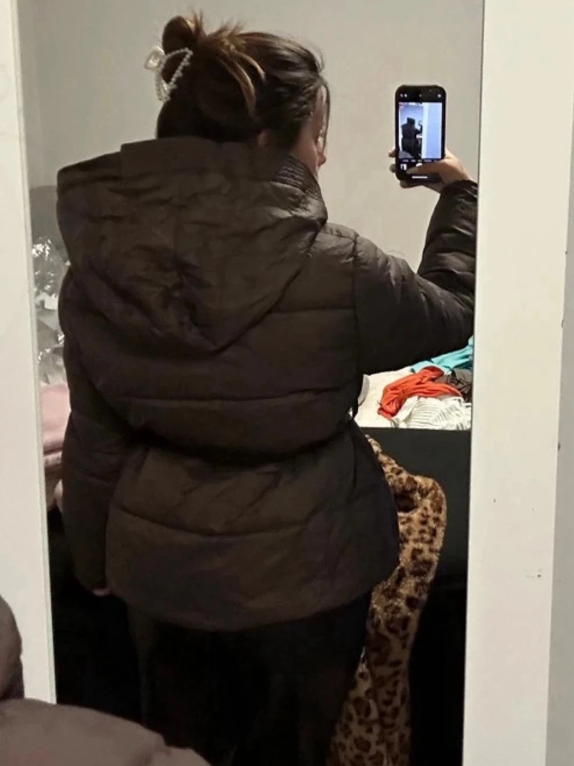 Brun pufferjacka med bälte och huva - 2
