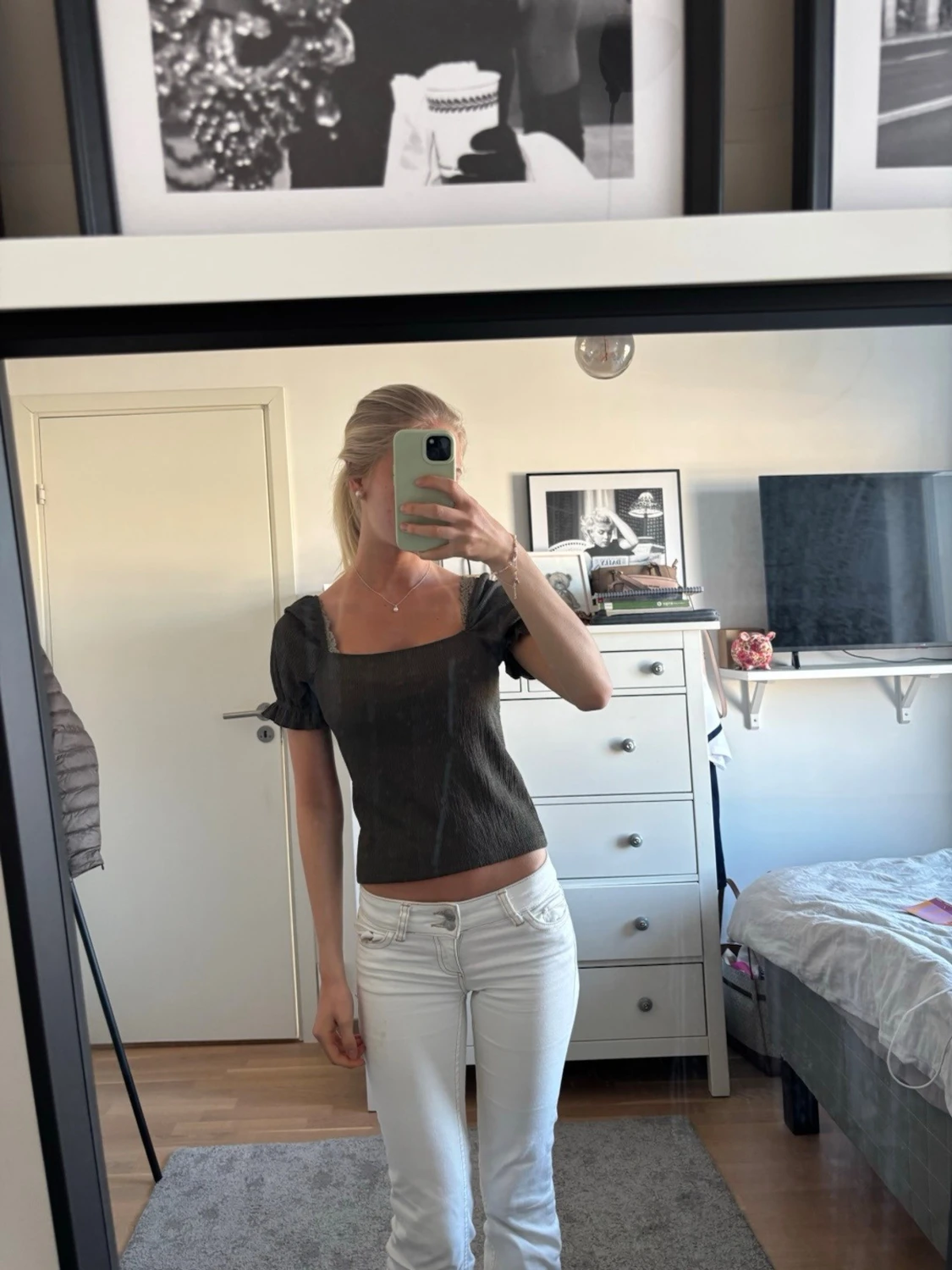 mörk grön blus med puffärm - 3