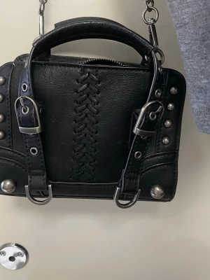 Säljer - Knappt använd köpt från Zara för ca 499kr