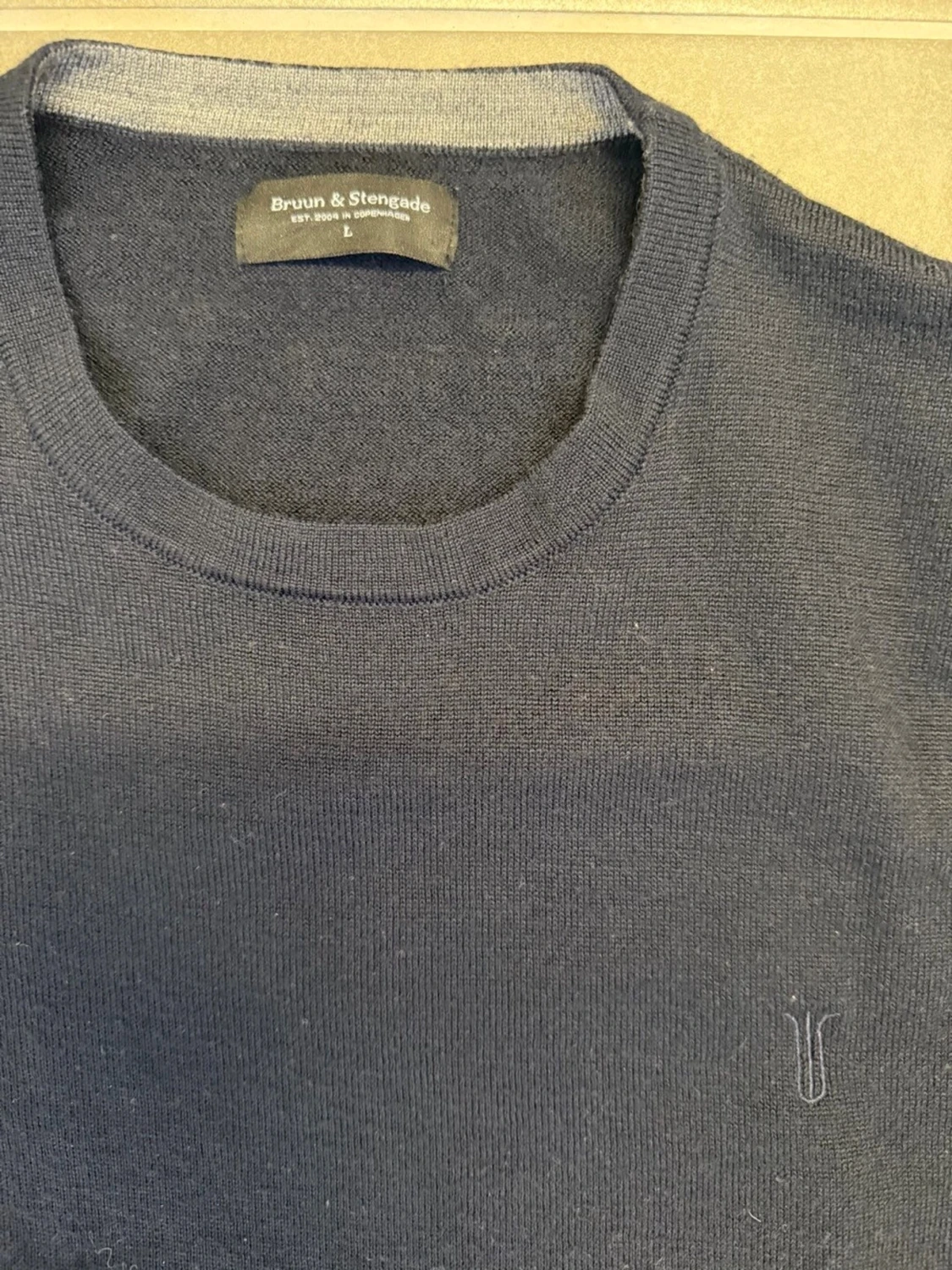 Mörkblå stickad tröja Bruun & Stengade - 2