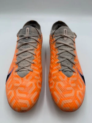 Nike Mercurial Vapor 15 Elite FG - United  - Bra skick endast smutsiga på textil biten 