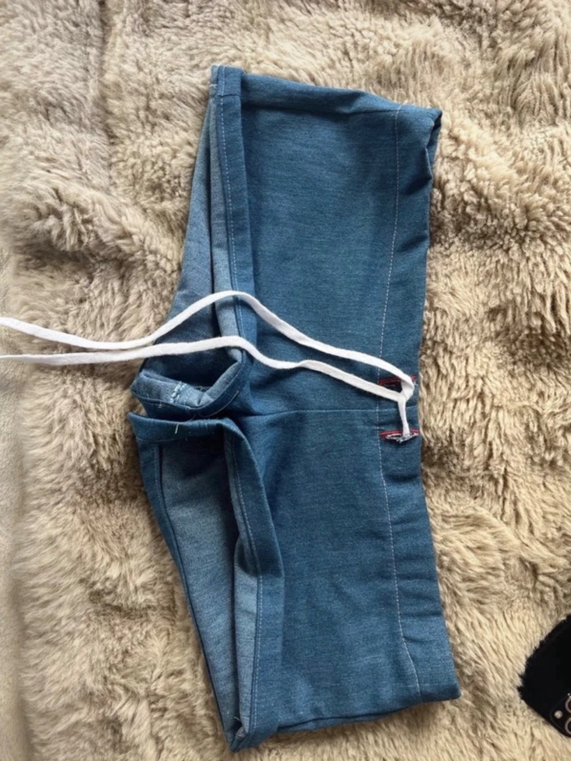 Blåa shorts med snörning - 2
