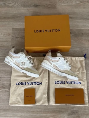 Lv Skate - Äkta. Skriv för att se fler bilder.