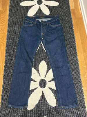 Nudie jeans grim tim dry open - Modell| grim tim dry open| storlek 31-30| skick 10/10| Pm för mer info!
