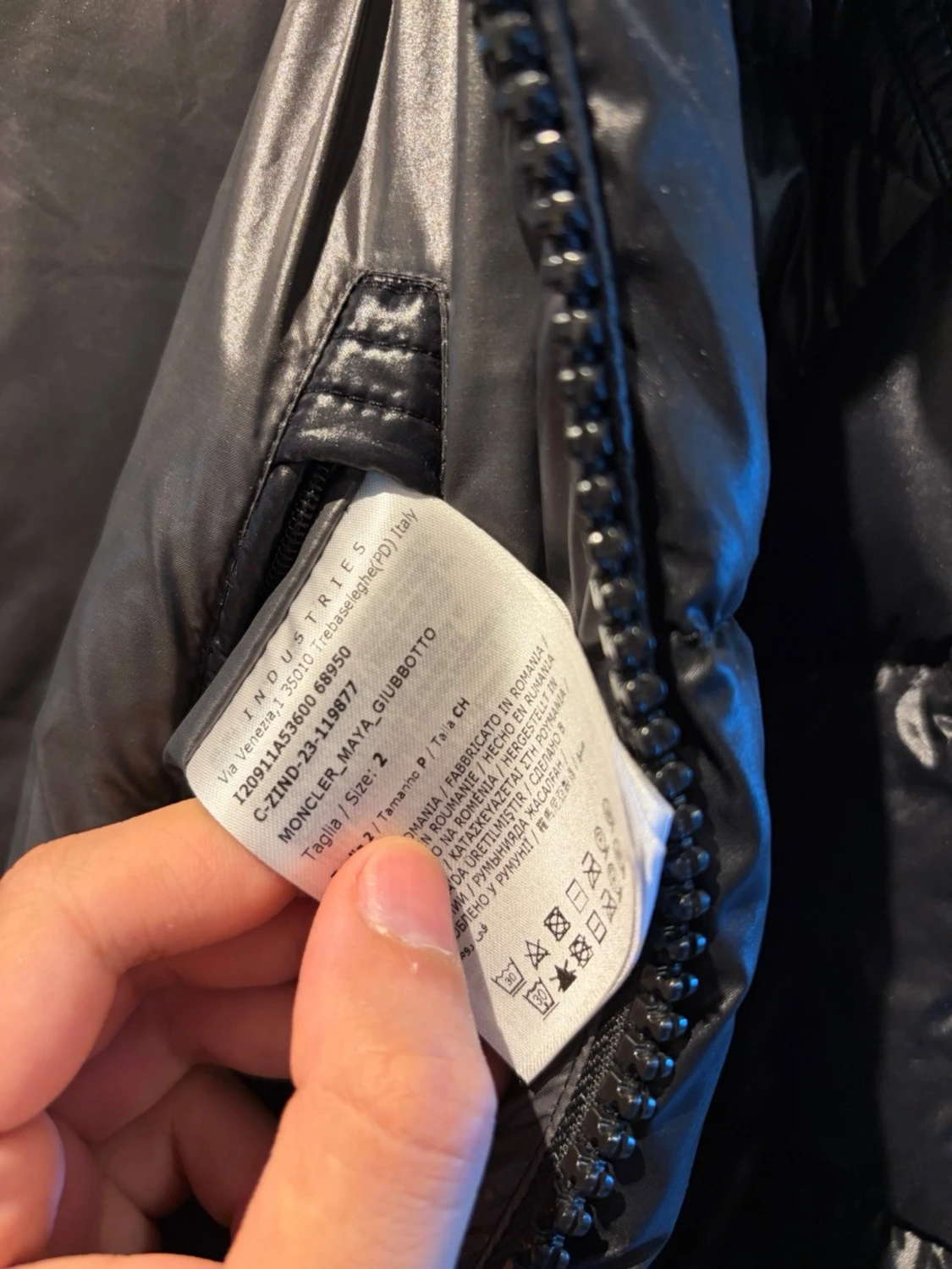 Svart pufferjacka från Moncler - 6