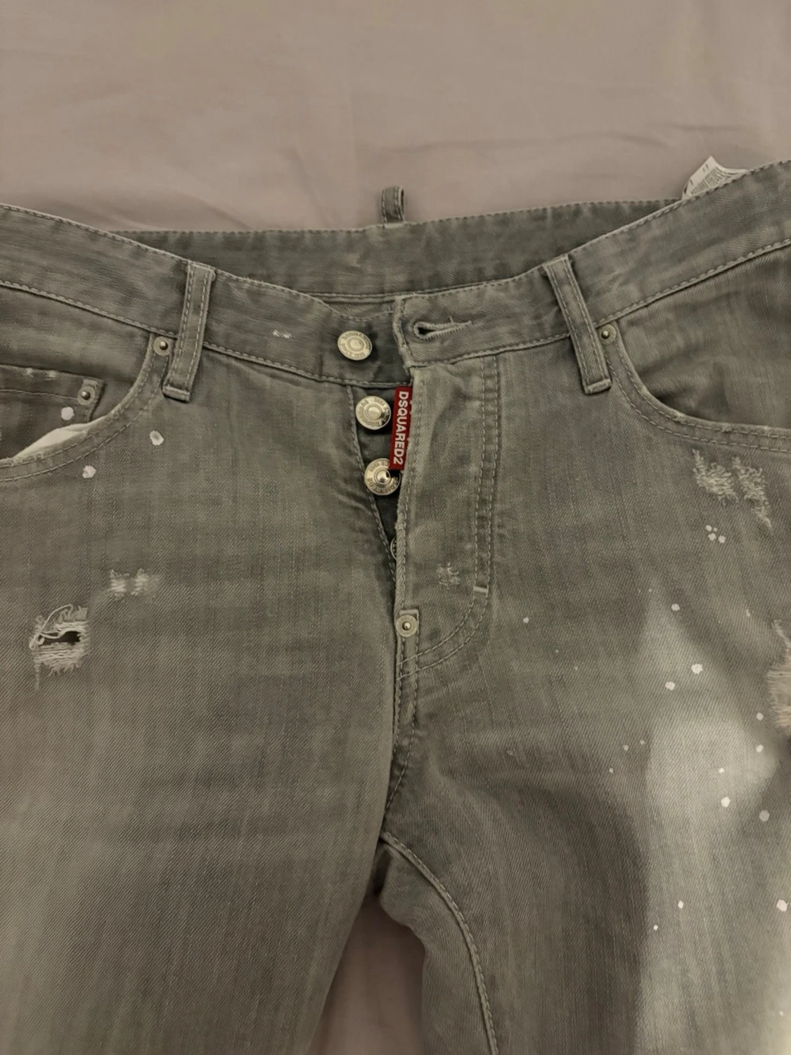 Grå slitna jeans från Dsquared2 - 1