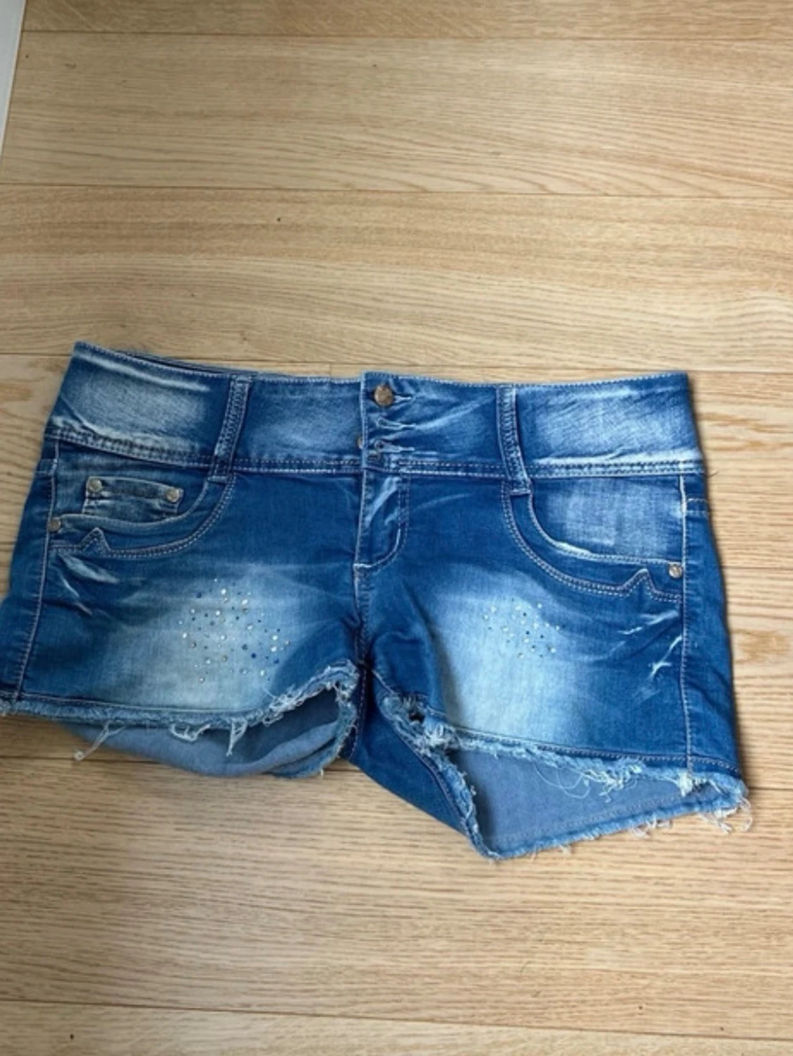 Blå jeansshorts