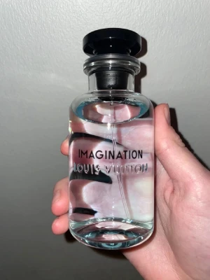 Söker Louis Vuitton parfym! - Söker LV parfym antingen byte eller sälj! Kom med förslag allt av intresse!