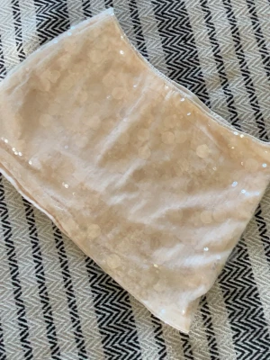 Paljett kjol - Paljett kjol med inbyggda shorts, storlek xs!