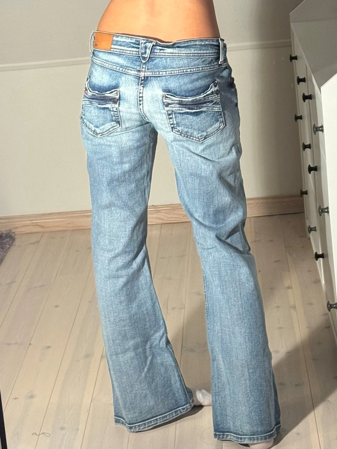 Lågmidjade bootcut jeans  - 2