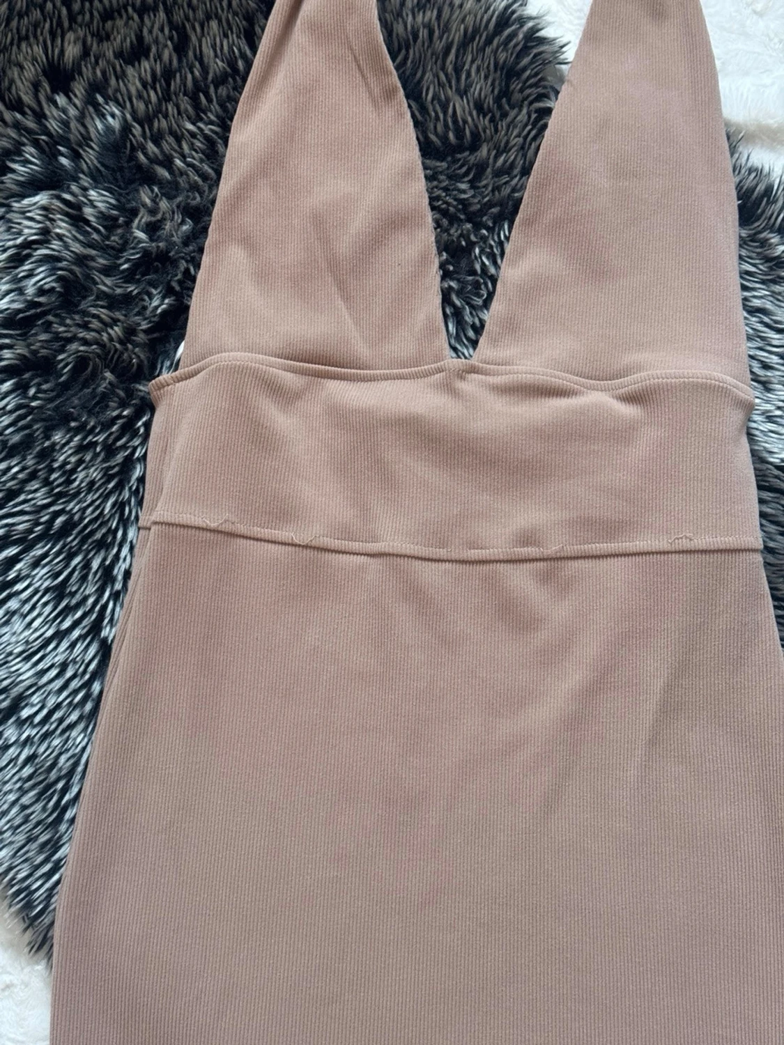 Beige halterneck kortklänning - 3