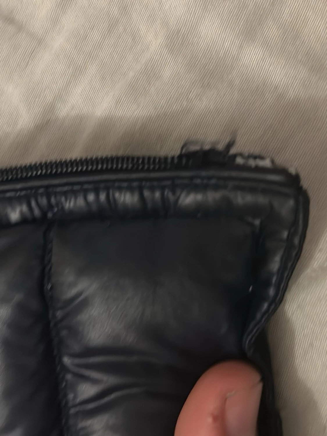 Mörkblå dunväst från Moncler - 6