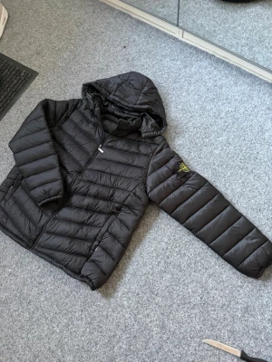 Stone island black jacket - Size M, true to size. More pics DM