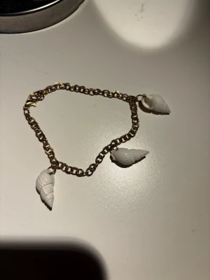 Armband   - Fint armband i ett mycket bra skick