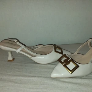 Nya skor - Super fina skor som är helt nya! 