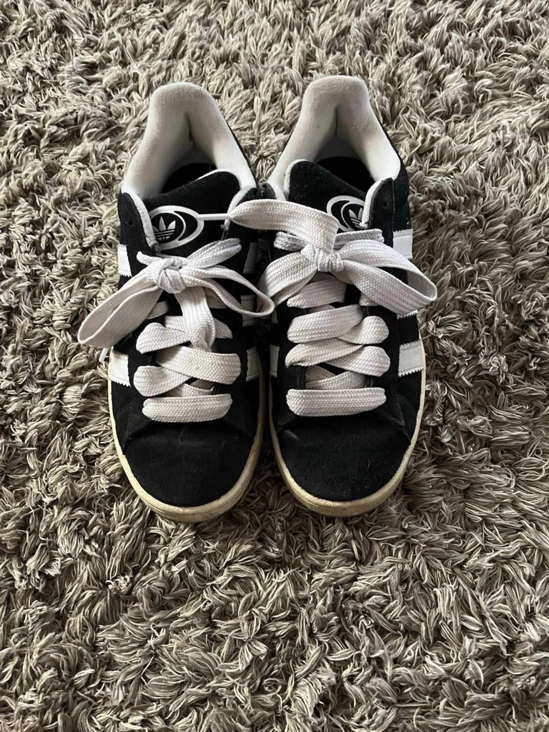 Adidas Campus svarta sneakers