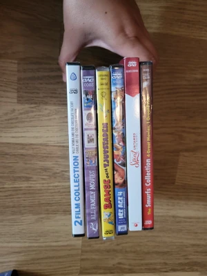 Children's dvd - Buy 4 movies, get 1 free || New Dvds:  Willy wonka and the chocolate factory + charlie and the chocolate factory 25sek All family movies purple 15sek Bamse och tjuvstaden 15sek Ice age 4 15sek Spirit untamed the movie 15sek The Smurfs collection 30sek || check my shop for more movies