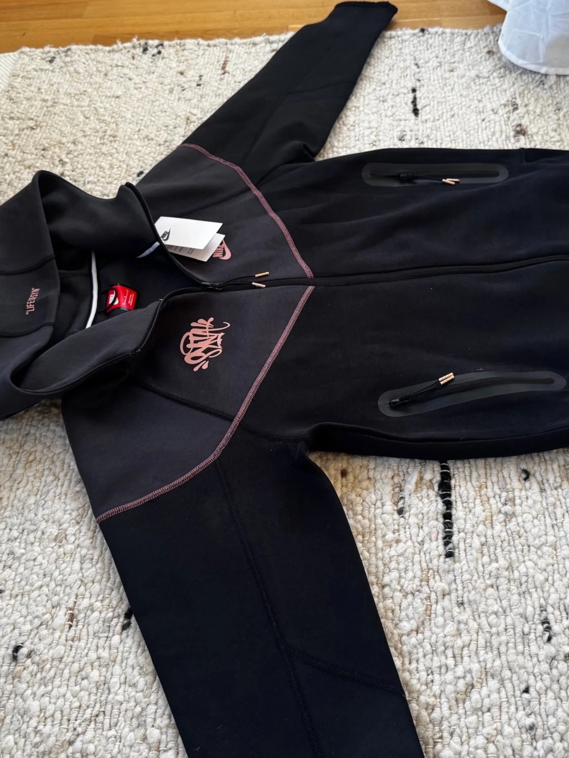 Nike Tech x Syna Wrld - 1