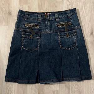 y2k mini skirt - Super cool vintage rock chic mini skirt. No flaws, stretchy fabric. Tagged size 40 but fits more like 36-38 💘