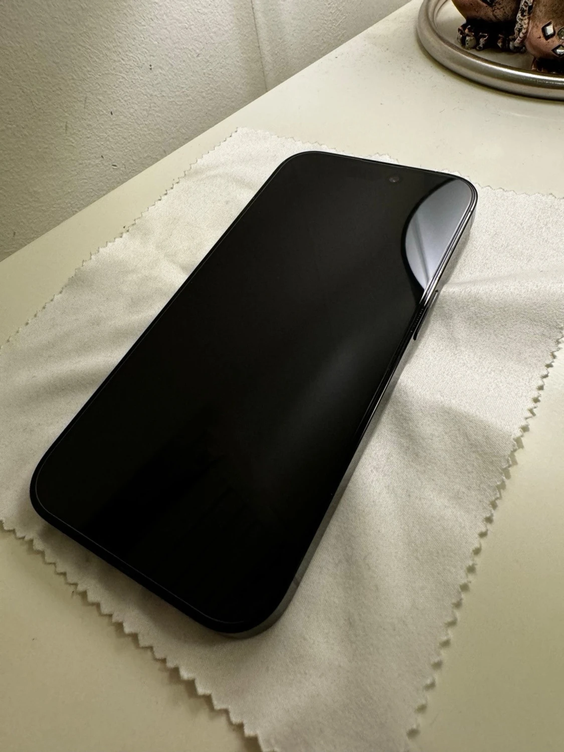 iPhone i nyskick iPhone 14 Pro - 1