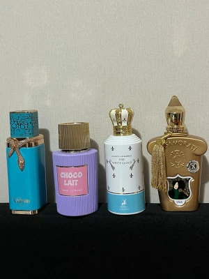 Splittar alla i 10ml dekanter  - ✨Splitttar mina senaste inköp✨   Vulcan Fue - 10ml/80kr (Max 3st) 🥭Doftar som God of Fire🥭  Choco Lait - 10ml/65kr (Max 5st)                          🍫Doftar som KAYALI Chocolate oud 🍫   The white cloud - 10ml/55kr (Max 4st) 🍨Doftar som Bianco latte🍨   Casamorati Lira- 10ml/220kr (Max 5st/10ml någon 3:a kan ordnas också)  Mvh/ Diana 🤗