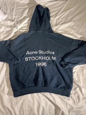 Helt ny Acne Studios Hoodie - Helt ny Acne studios Hoodie, skriv för mer info. True to size. 0bs lnte 0rglnaI 