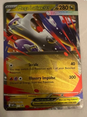 Mega Latias EX Pokémonkort - Säljer ett Mega Latias EX Pokémonkort från setet: Mega evolution.                                                      Kommer med sleeve och toploader som skyddar kortet. Super bra skick!