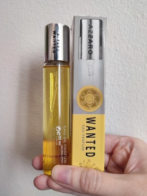 Azzaro Wanted - Azzaro Wanted Perfume. 33ml bottle. New! Some colorloss on the cap. A great all year around fragrance. Textbortfall på korken.