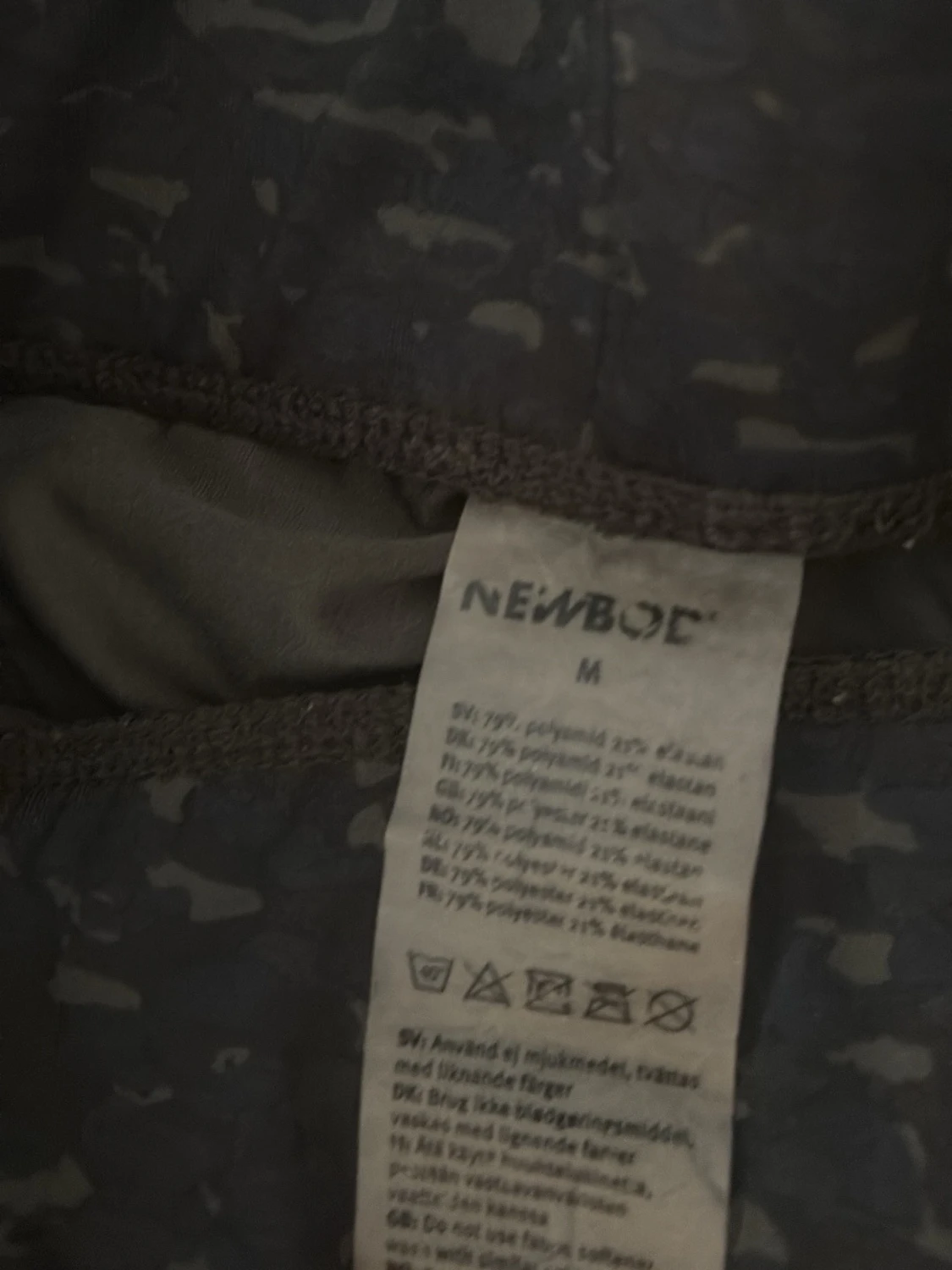 Svarta träningsbyxor från Newbody - 2