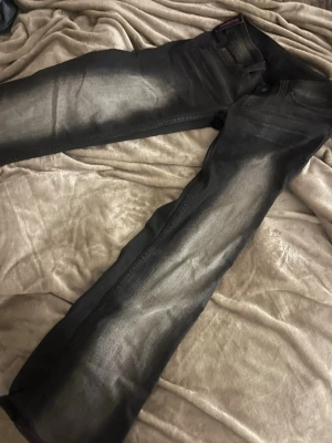 Jeans - Jeans från Cheap monday, riktigt snygga men passar inte för mig. Har aldrig använt de.