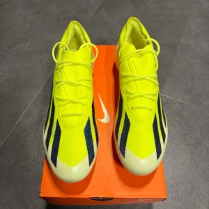 Adidas X Crazyfast SG 1.0 - Adidas X Crazyfast SG 1.0, Storlek 44, Helt nya