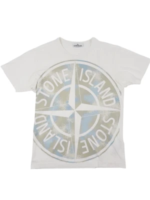 Stone Island Logo T-Shirt - •The T-Shirt has been gently used and is in very good condition • Size: L  •Color: White•Retail price: 2000Sek •Pit to Pit 52,5cm Length: 70cm