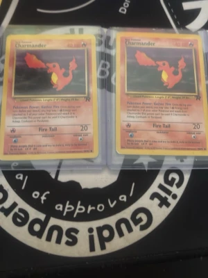 Pokémonkort Charmander  - Säljer dom styck men om man vill köpa båda tsm skriv det. Innan du köper 