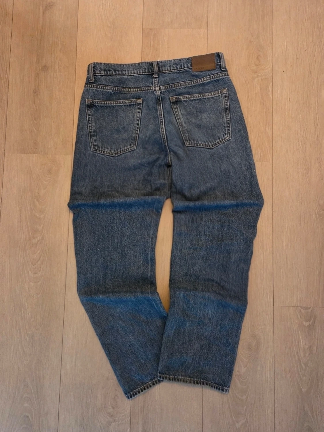 Blå raka jeans med hög midja - 1
