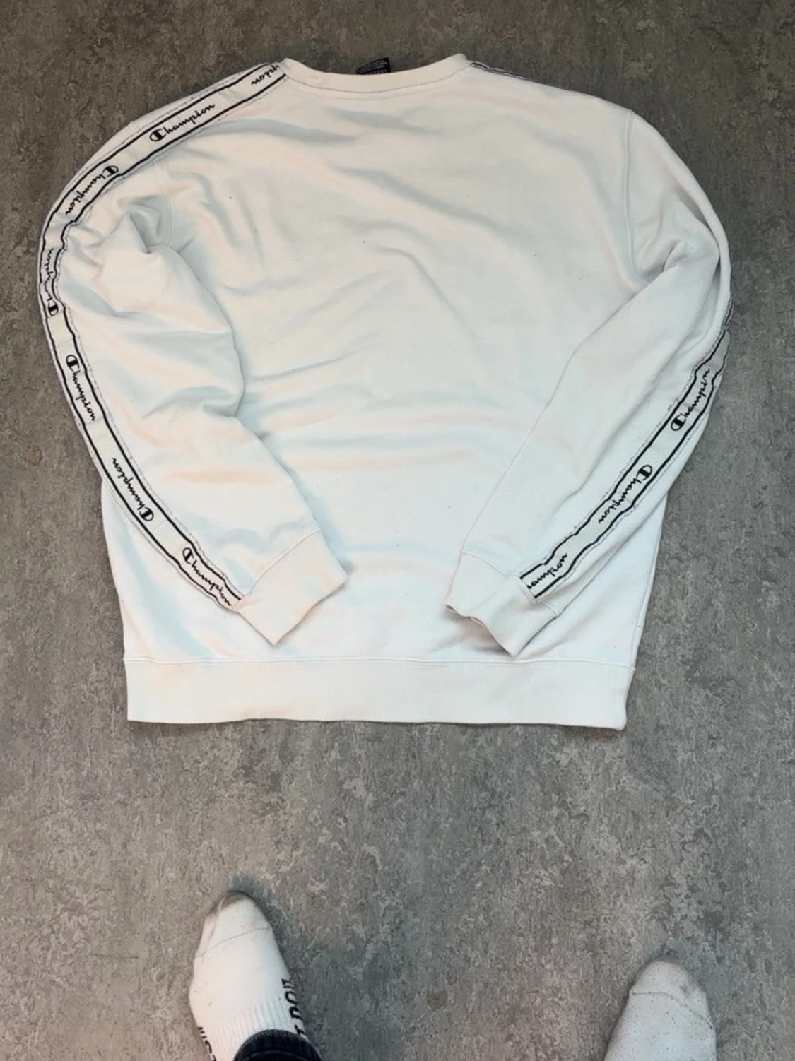 Vit sweatshirt från Champion - 2