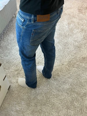 Replay Grover jeans  - Replay Jeans | skick 9/10 | Storlek 32/32 | Pris - 499kr | Modellen är ca 180cm lång | Hör av dig vid minsta fråga eller fundering!!