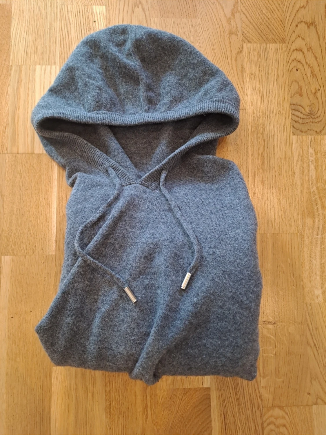 Grå merinoull hoodie  - 1