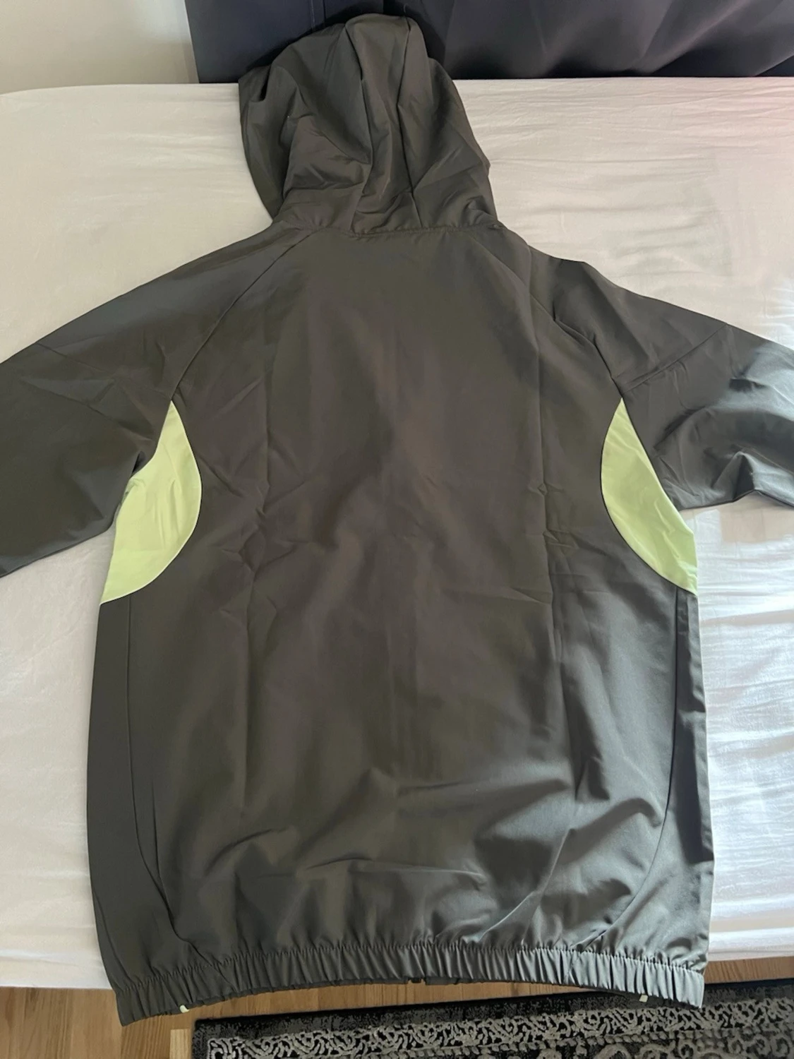 Real Madrid tracksuit  - 3