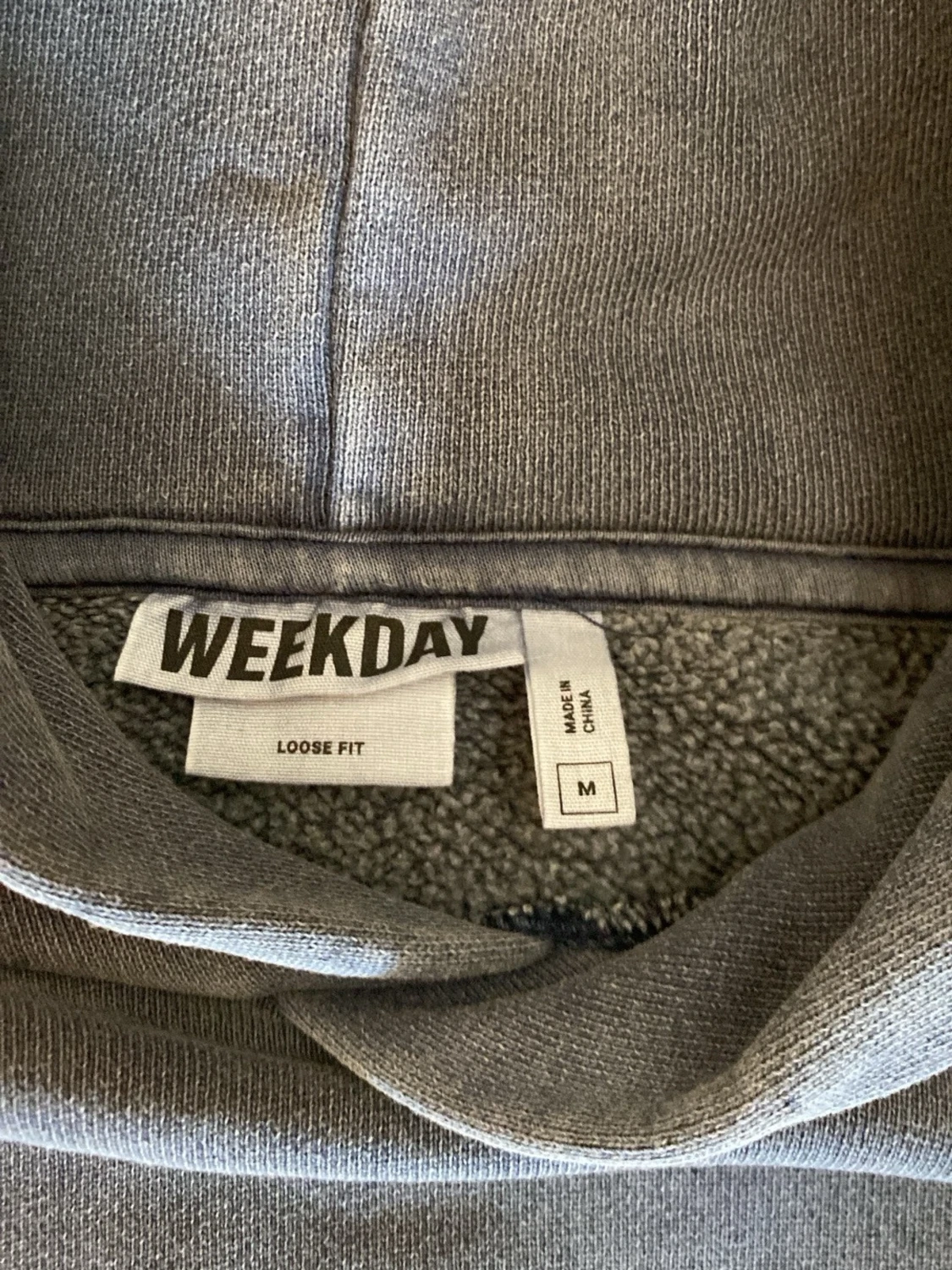 Blå hoodie från Weekday - 1