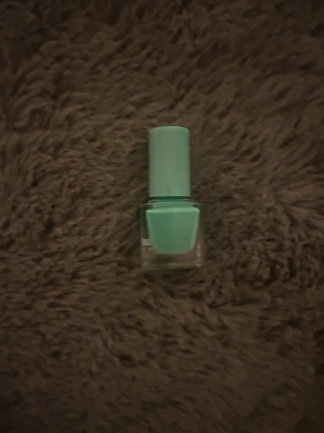 Mintgrönt nagellack