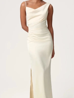 Adoore balklänning  - säljer nu denna fina balklänning då den var för liten💞💞  aldrig använd och prislapp finns kvar!! Skriv pm för mer info eller bilder!!