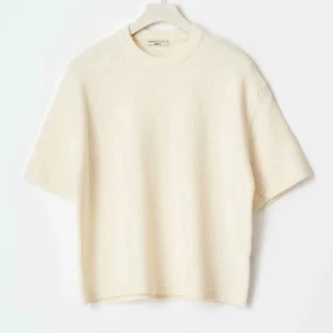Kortärmad stickad tröja - Tröja ifrån Gina Tricot 🤍