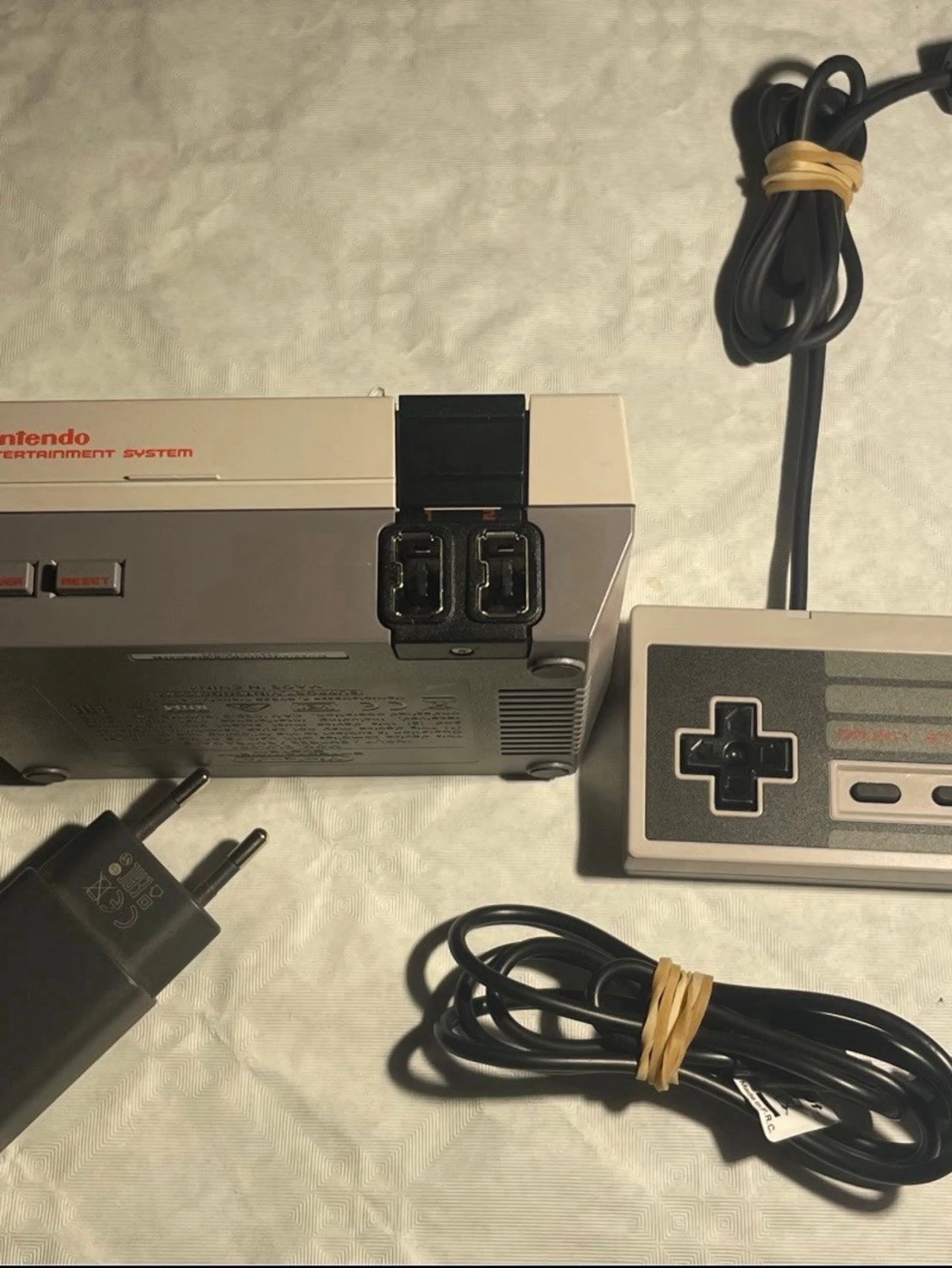 Nintendo NES 8-bit spelkonsol med klassiska spel inbyggda | original  - 1