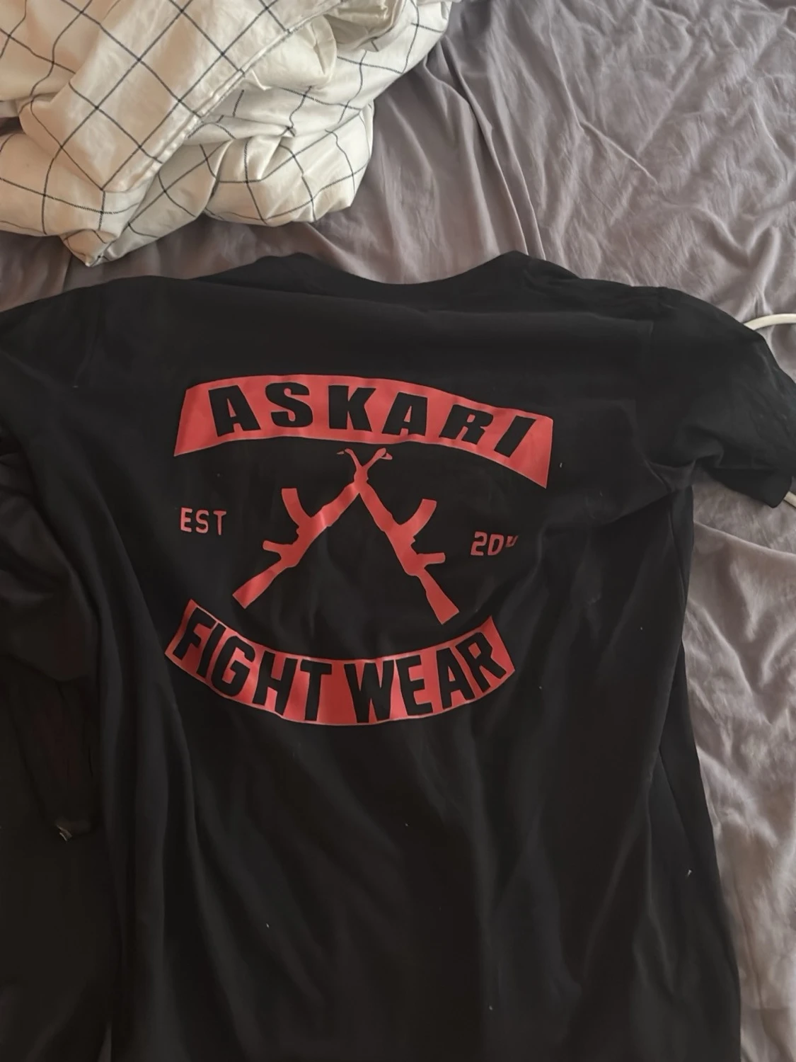 Svart Askari Fight Wear t-shirt - 1