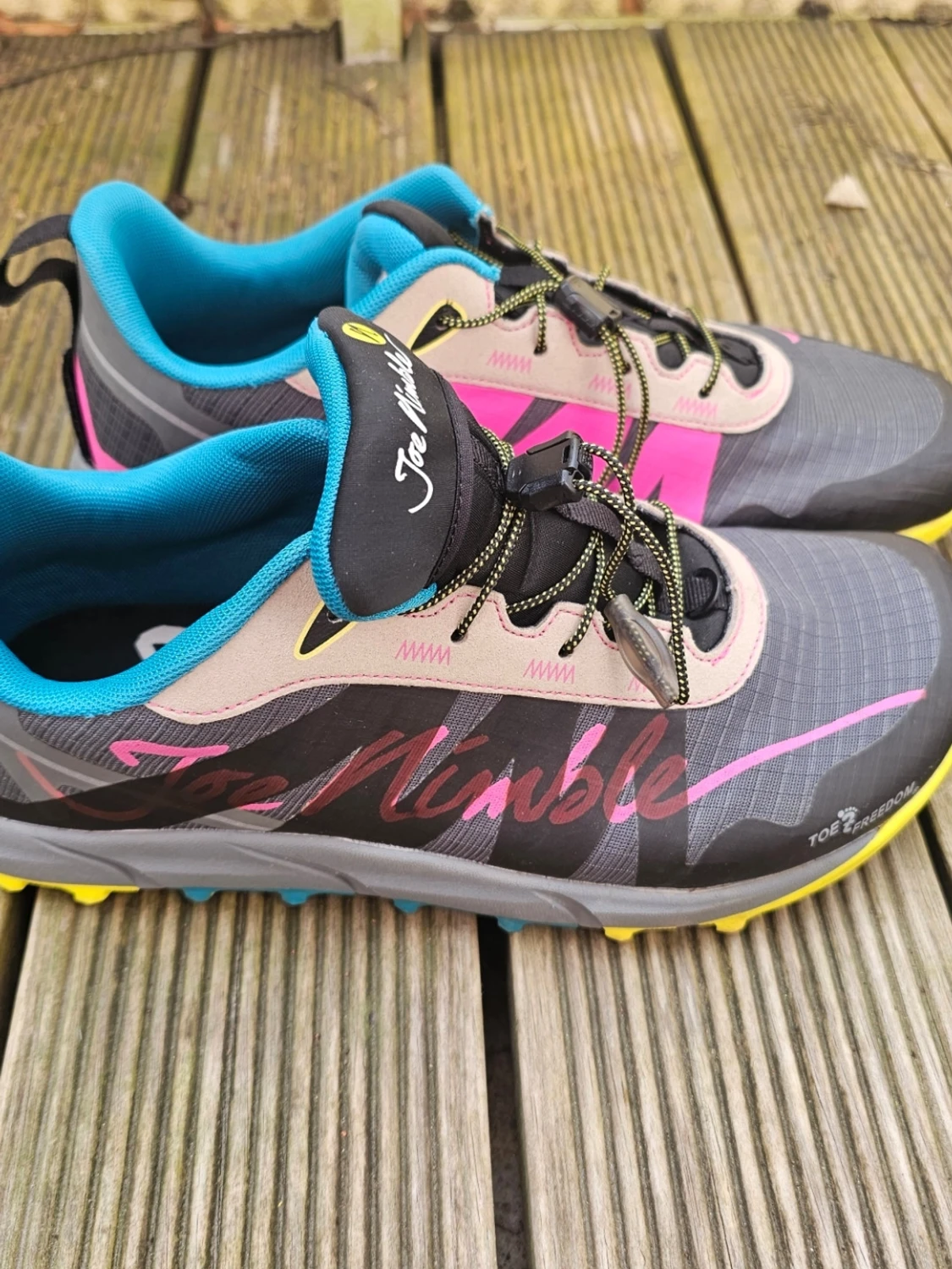 Gråa sneakers från Joe Nimble - 1