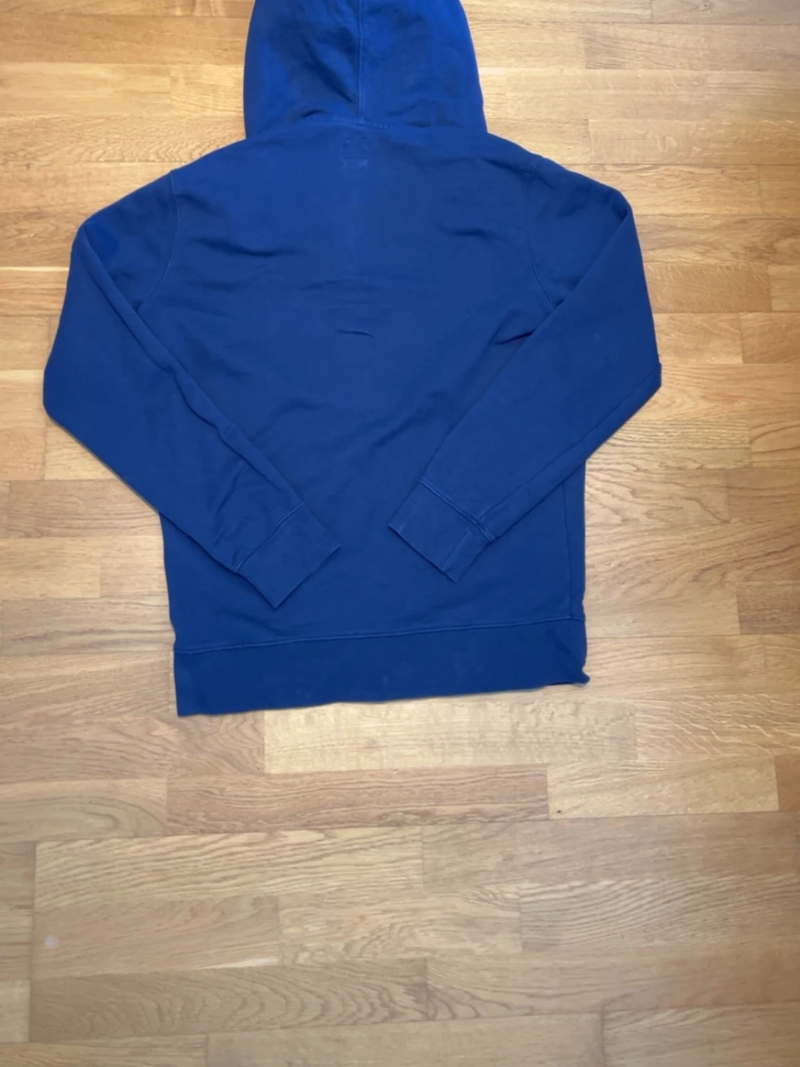 Marinblå zip hoodie från Levi's - 1