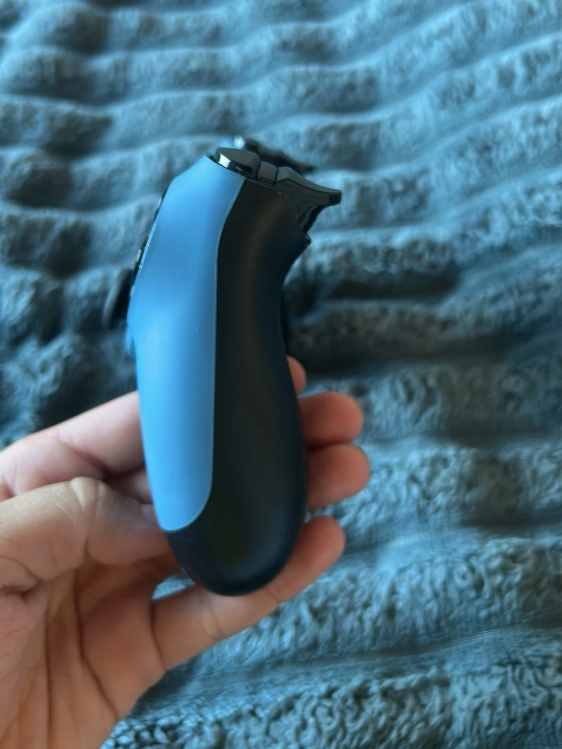 Blå PlayStation 4 DualShock handkontroll - 1