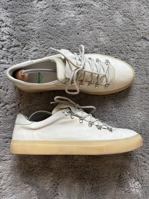 Diemme skor - Diemme skor i mycket bra skick. Storlek 47, skriv vid frågor!